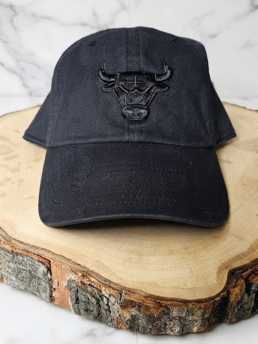 47 Brand Chicago Bulls Black Monochrome Logo Hat – Adjustable - Like New